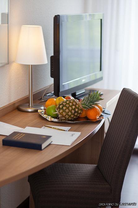 Centro Hotel U-No1, Trademark Collection By Wyndham Großbettlingen 客房 照片