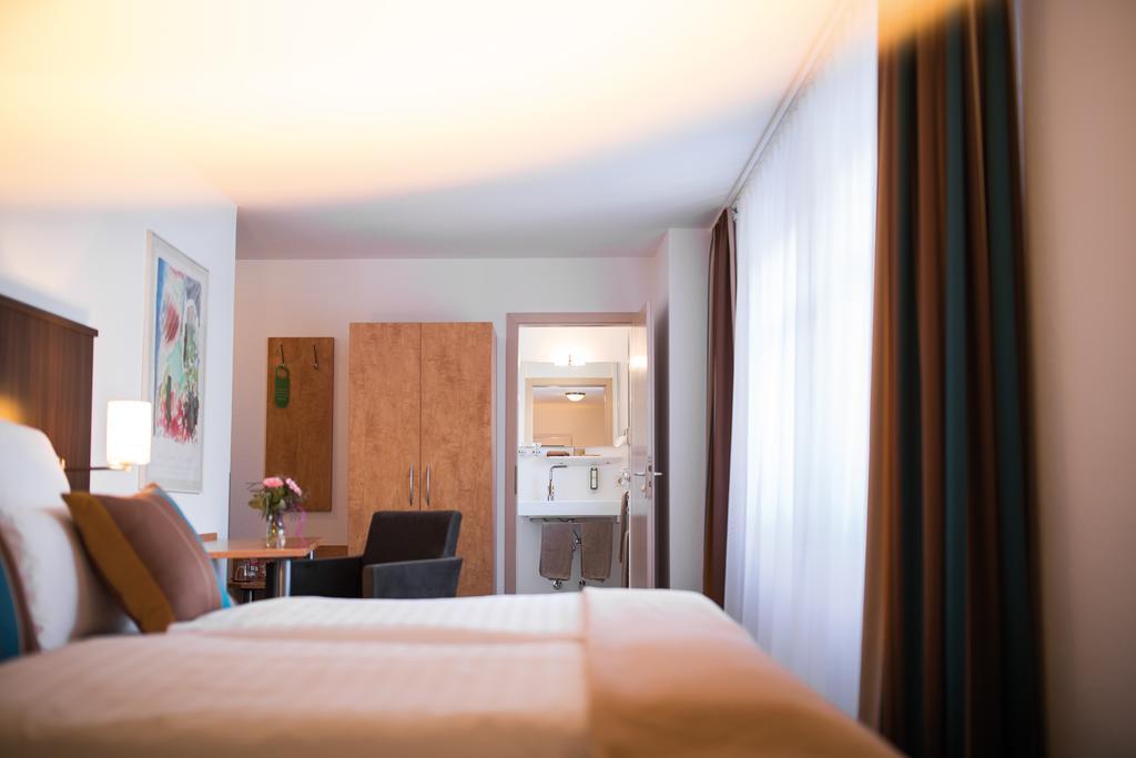 Centro Hotel U-No1, Trademark Collection By Wyndham Großbettlingen 外观 照片