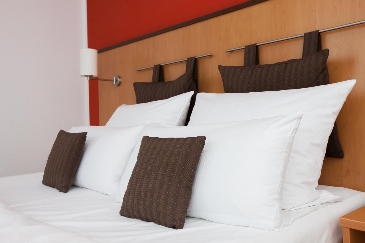 Centro Hotel U-No1, Trademark Collection By Wyndham Großbettlingen 外观 照片