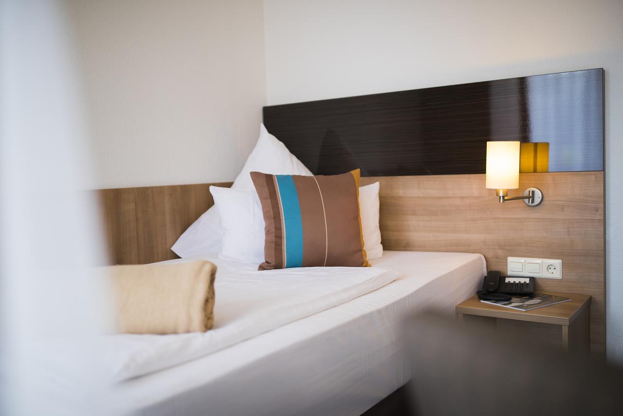 Centro Hotel U-No1, Trademark Collection By Wyndham Großbettlingen 外观 照片